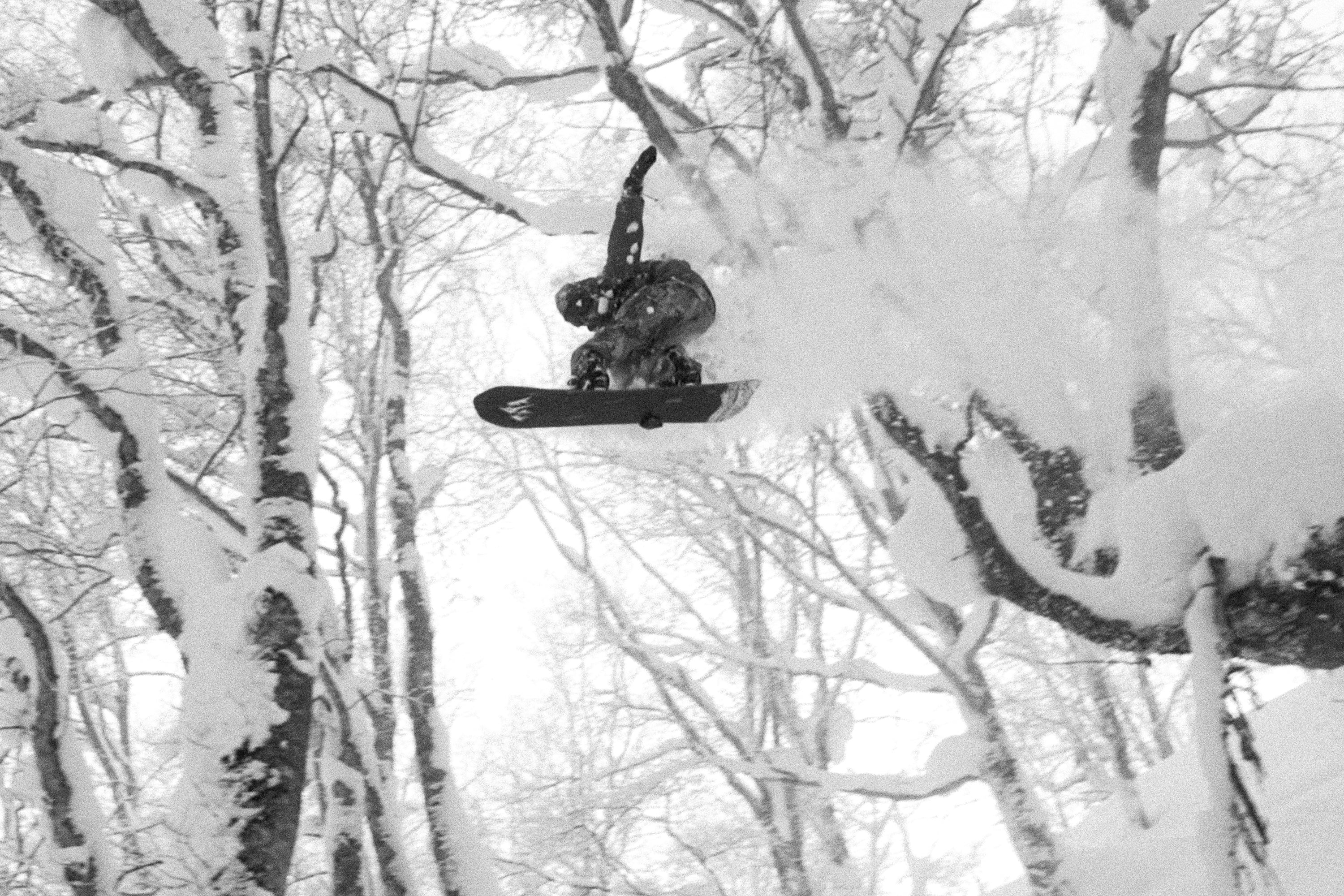 Jones Stratos Ruiki Masuda Ltd Snowboard 2026