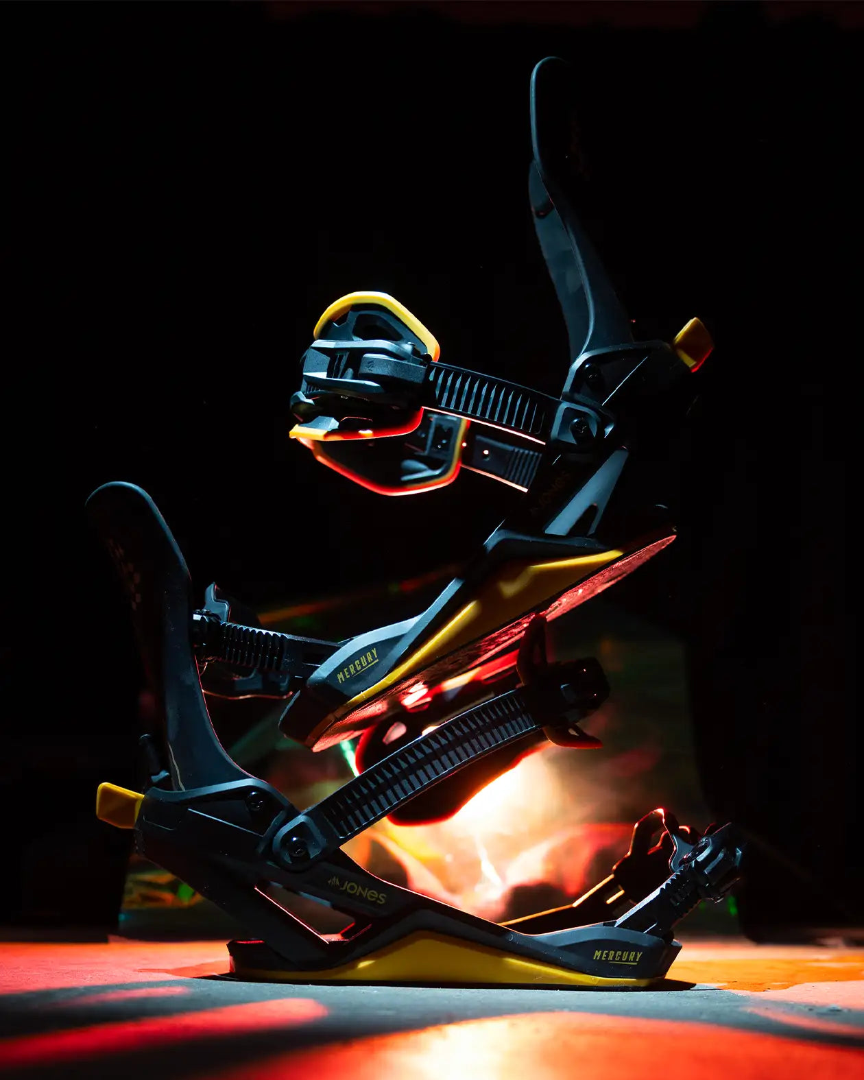 Jones FASE Mercury Snowboard Binding