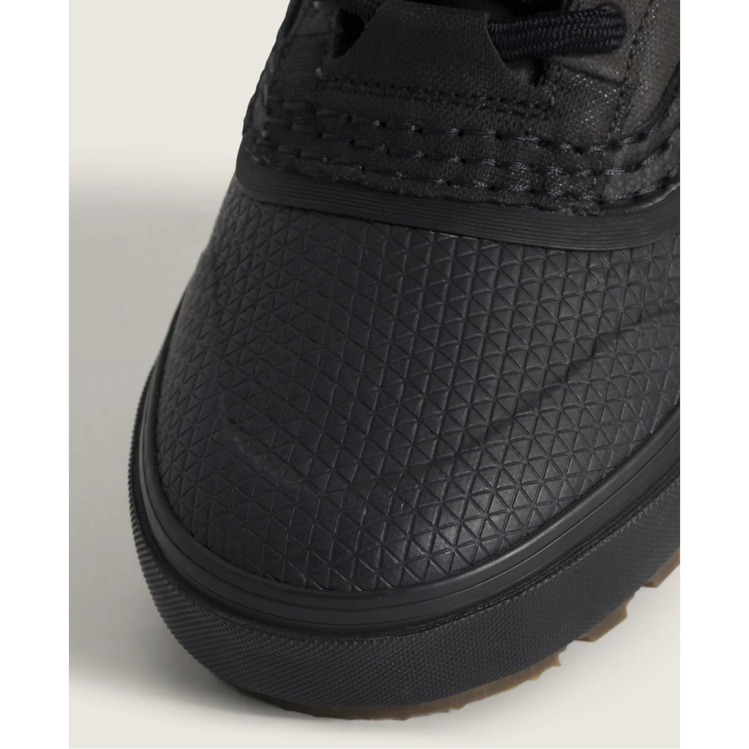 Vans MTE Standard Zip Waterproof Snow Shoe