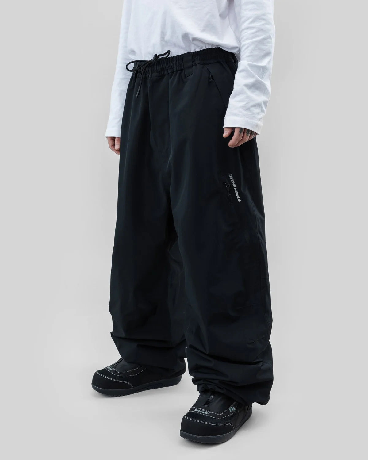 Beyond Medals Park Pant Zip