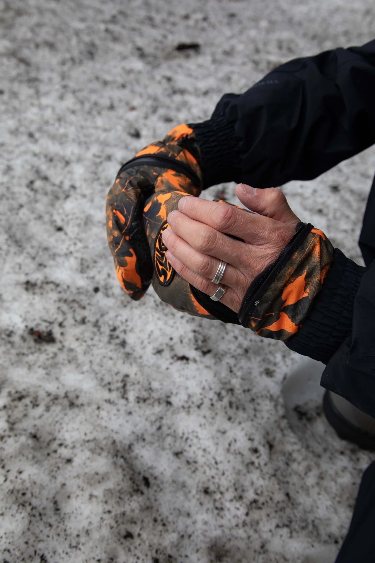 DEATHGRIP Slush Ghoul Mitts