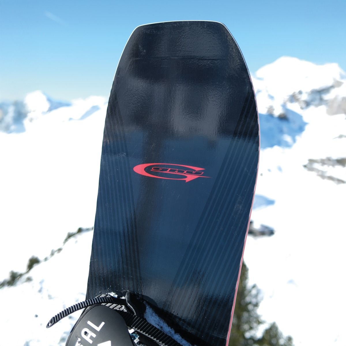 Gnu Gremlin Snowboard 2027 – Snowbiz