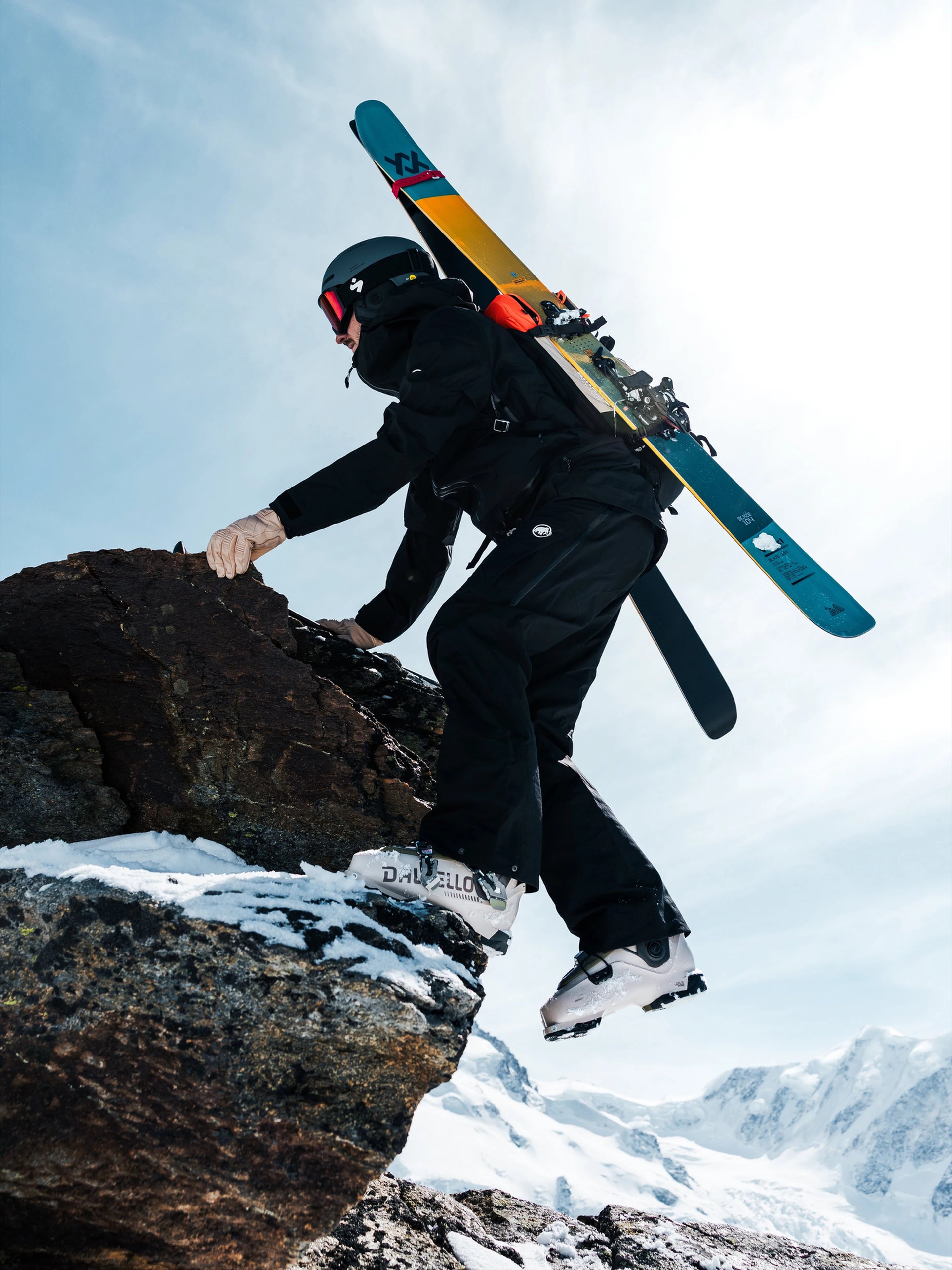 Volkl Blaze 104 Skis 2027